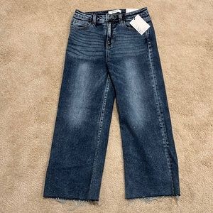 Wide leg crop jean